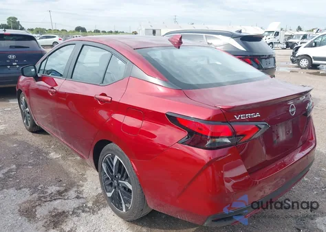 2024 Nissan Versa 1.6 Sr z USA, uszkodzony, nr VIN 3N1CN8FV5RL907247